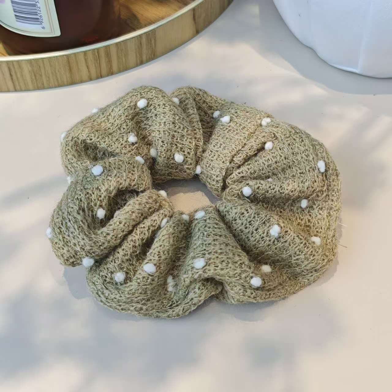 髪 飾り ふんわり水玉レース シュシュ