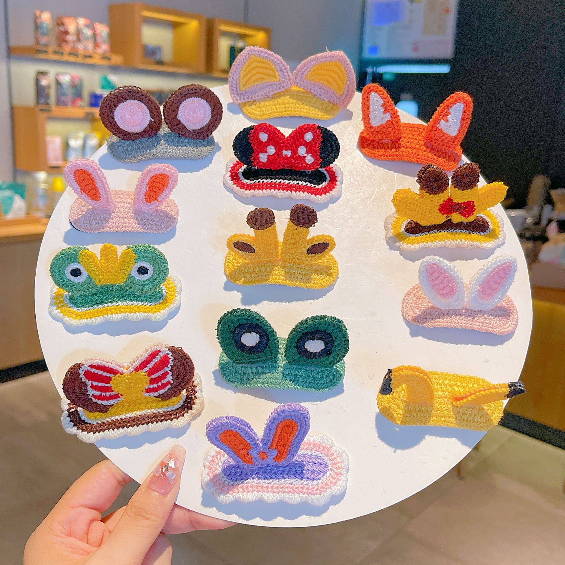 髪 飾り おとぎ話のお友達ヘアクリップ