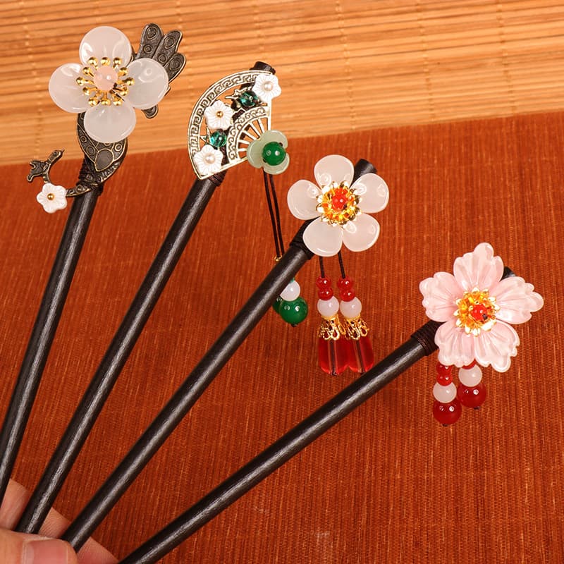 髪 飾り 桜花かんざし 梅モチーフ