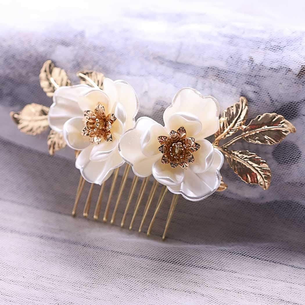 髪 飾り 上品な花びら 華やか金箔飾り櫛