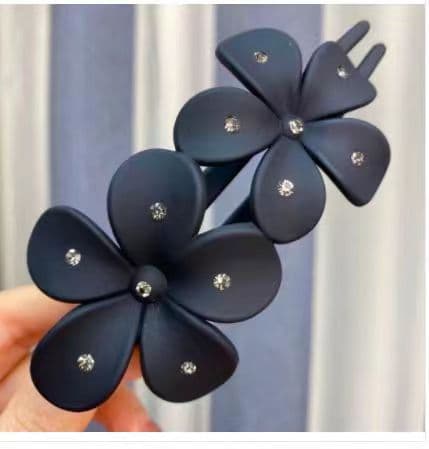 髪 飾り きらめき花びら バレッタ