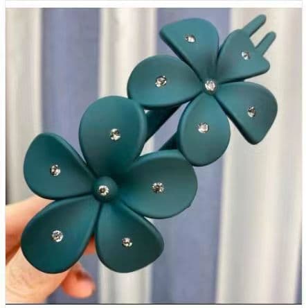 髪 飾り きらめき花びら バレッタ