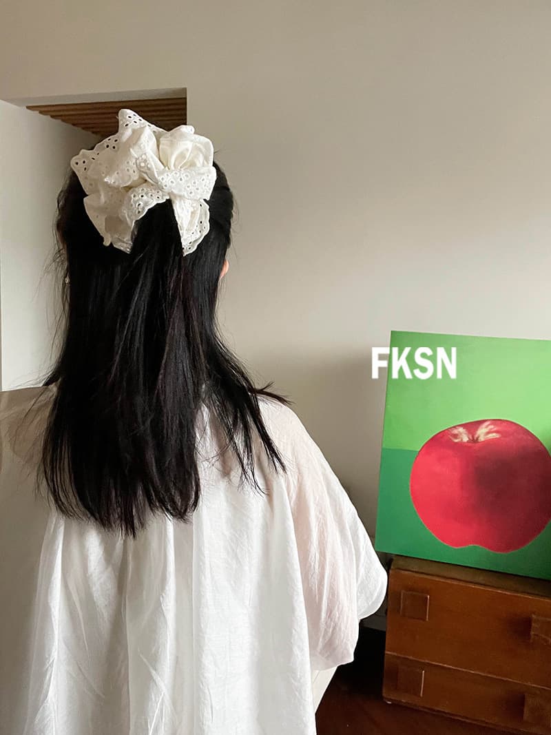 髪 飾り レトロ姫シュシュ