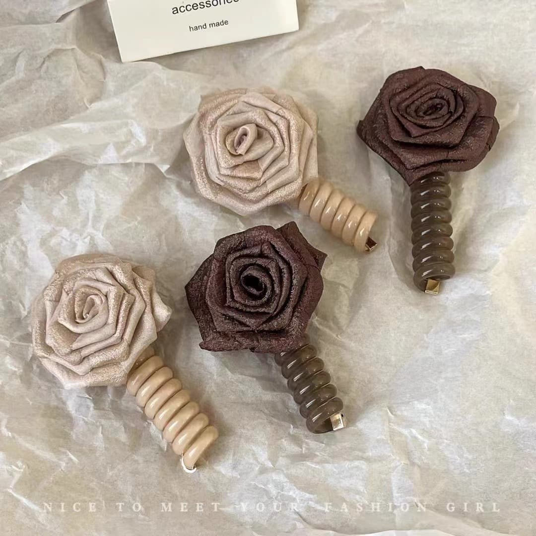 髪 飾り 華やか薔薇のお姫様ヘアクリップ