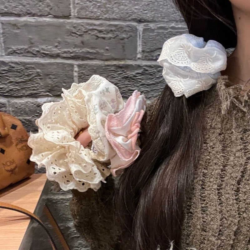 髪 飾り レース編みふんわり姫風シュシュ